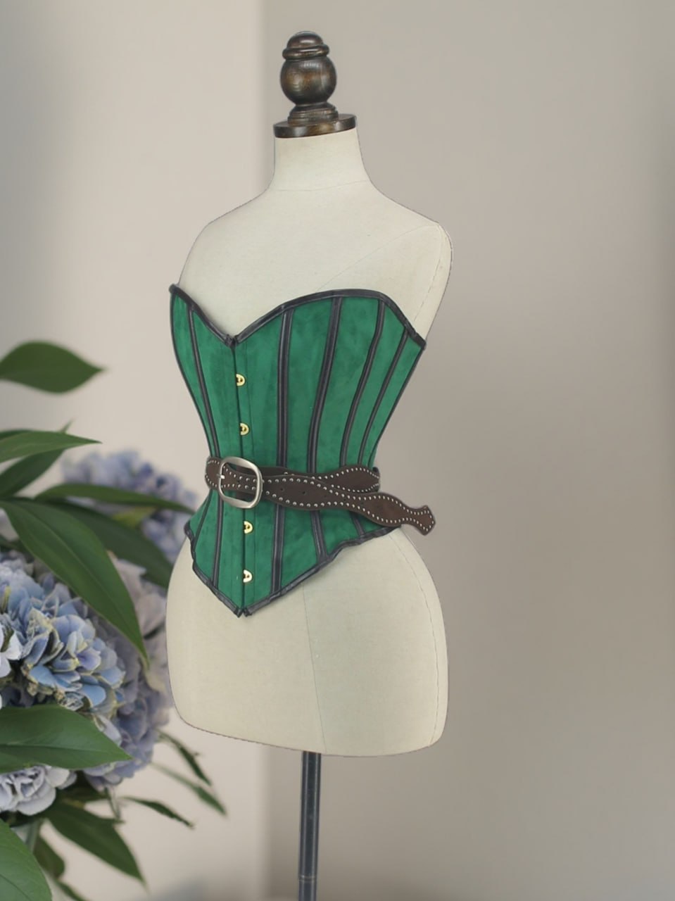2676 green image 3 2676 green gothic corset dress